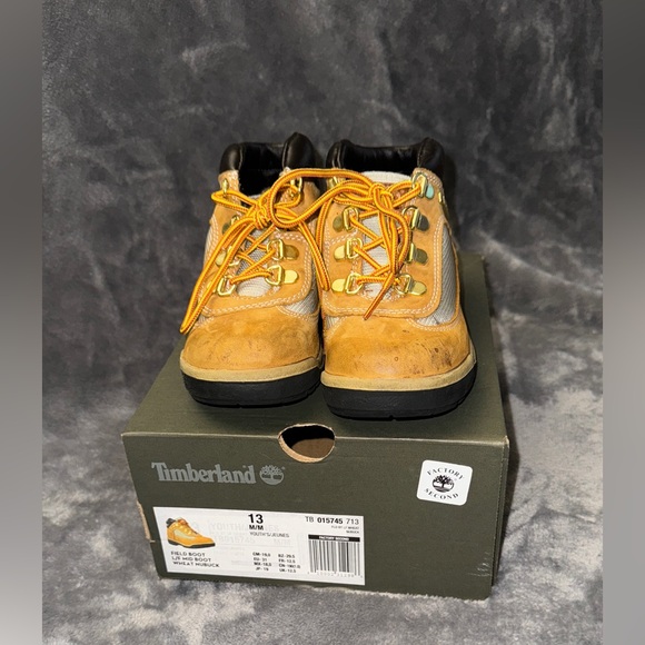 Timberland Field Boot Wheat Nubuck Boys’ Preschool size 13 - Picture 2 of 5